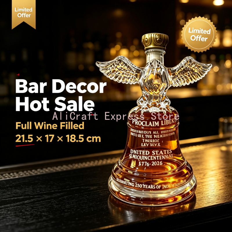 Decantador de Vinho Vintage em - Vintage Collectible Liquor Bottles avaliação e preço