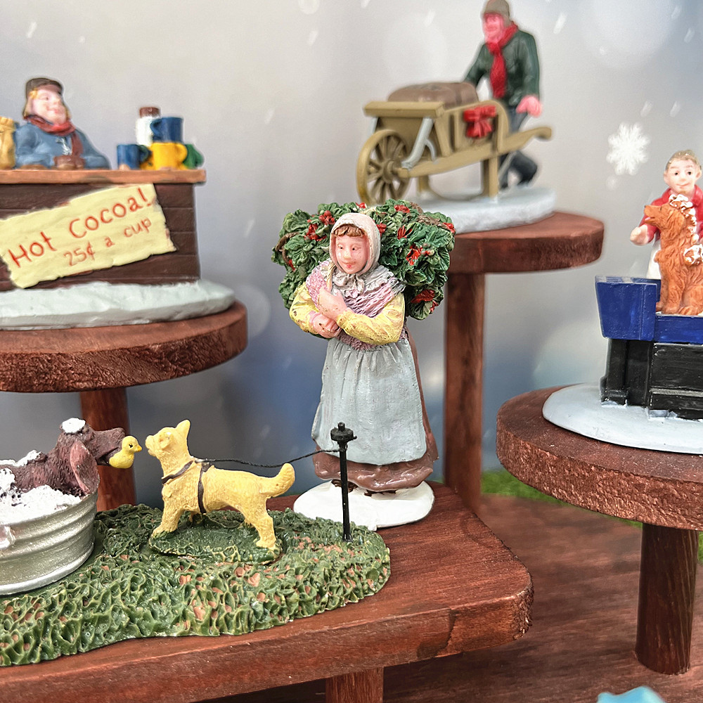 Conjunto de Figuras Vintage de - Vintage Collectible Market avaliação e preço
