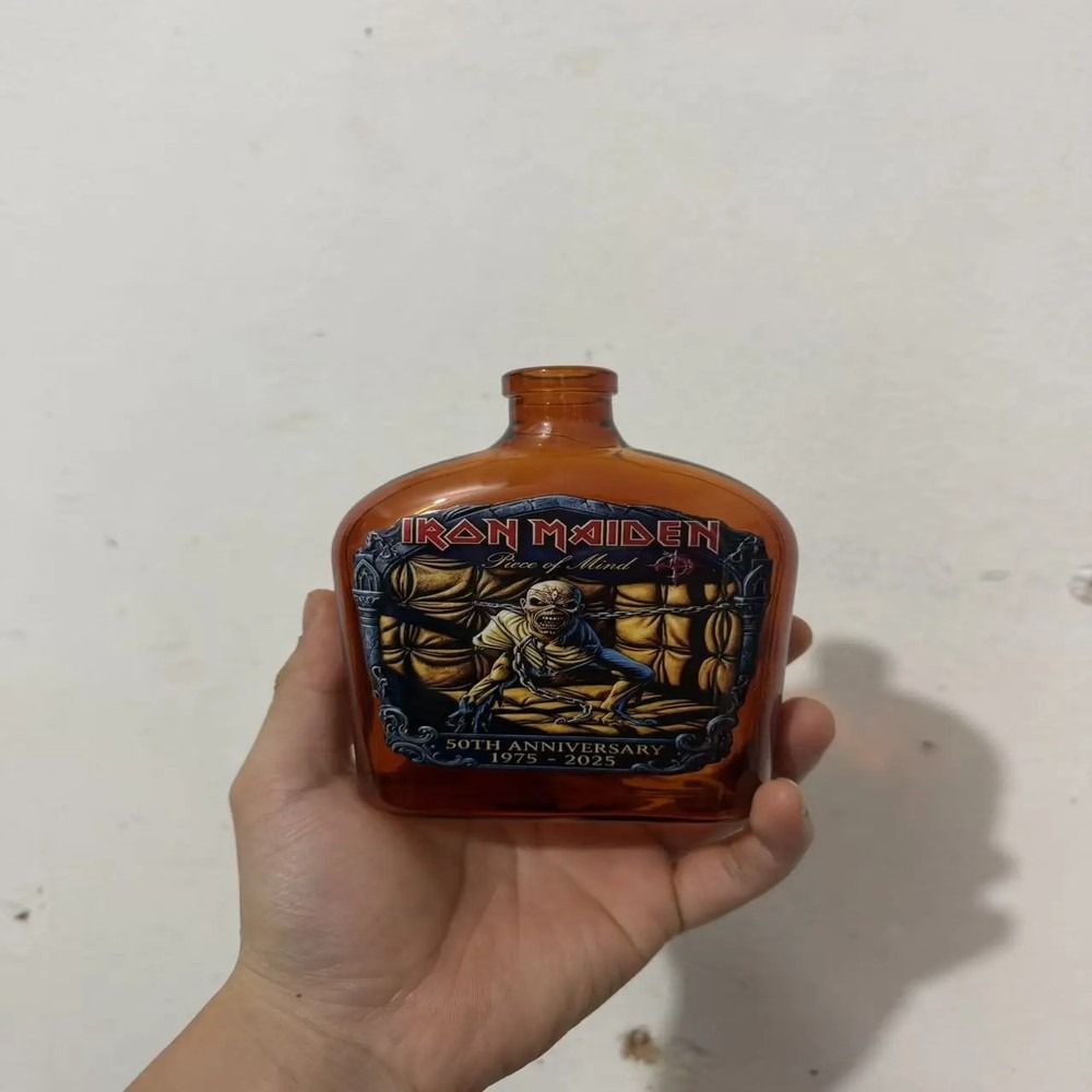 Garrafa de Licor Escultura de  - Vintage Collectible Liquor Bottles avaliação e preço